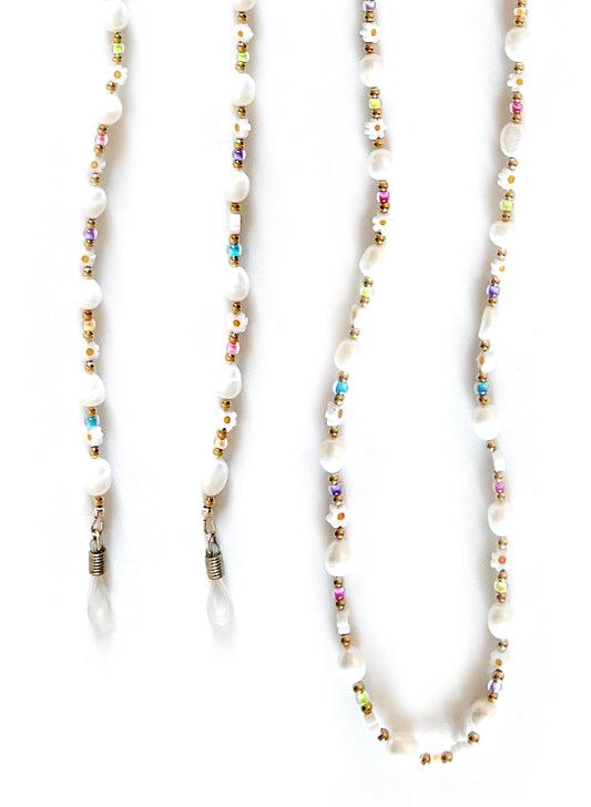 Daisy Pearl Sunglass Chain